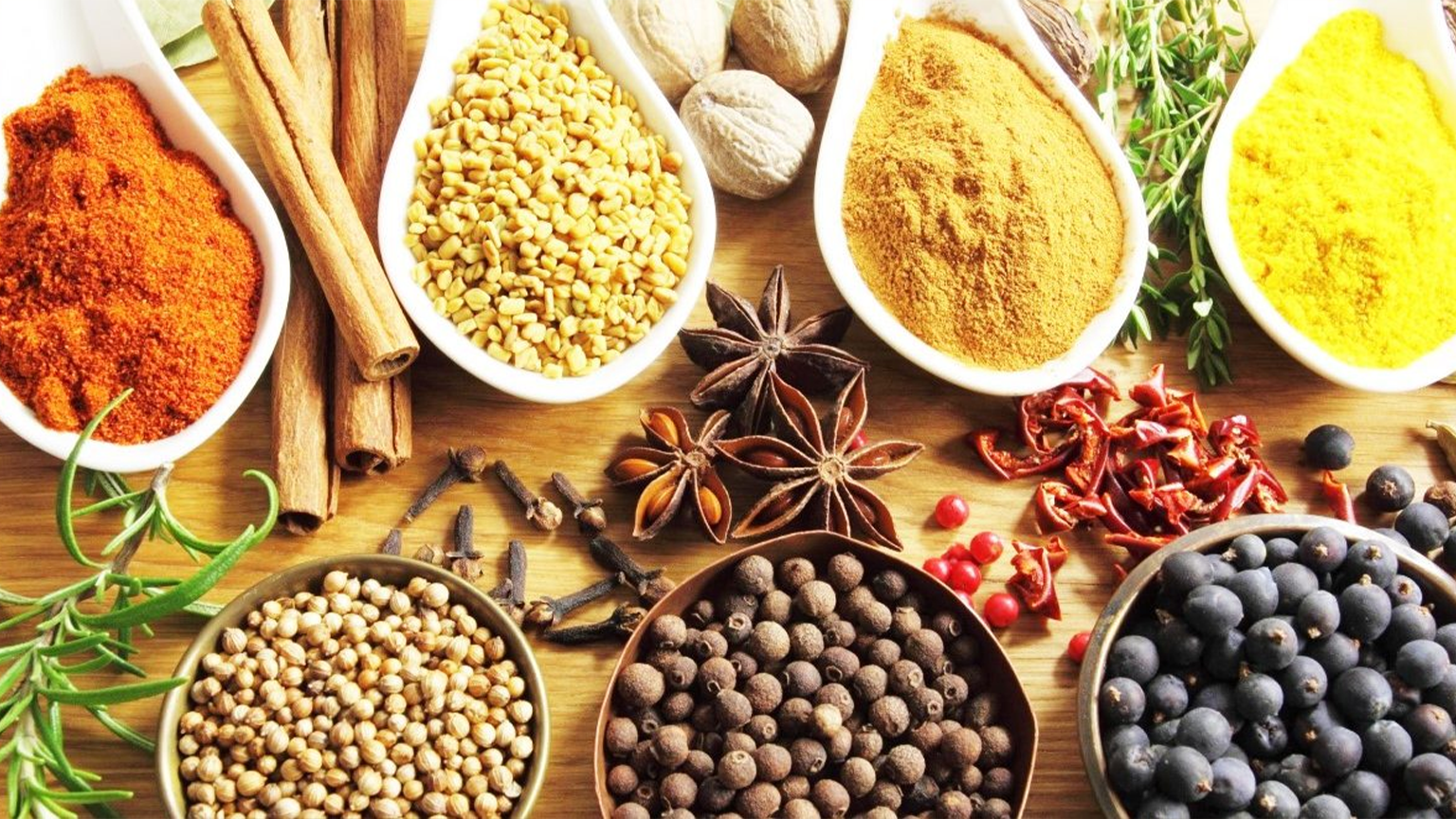 Pakistani meal with fresh herbs, lemon, garlic, and spices – ways to reduce salt intake for heart health – Hamza The Dietitian